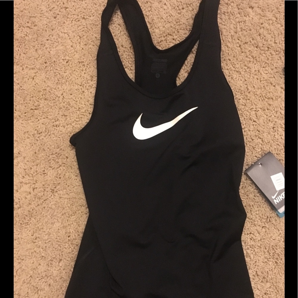 New Black Nike tank